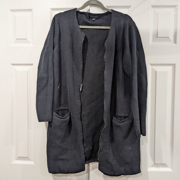 Banana Republic Knit Black Long Cardigan with zipper and pockets - Picture 1 of 2